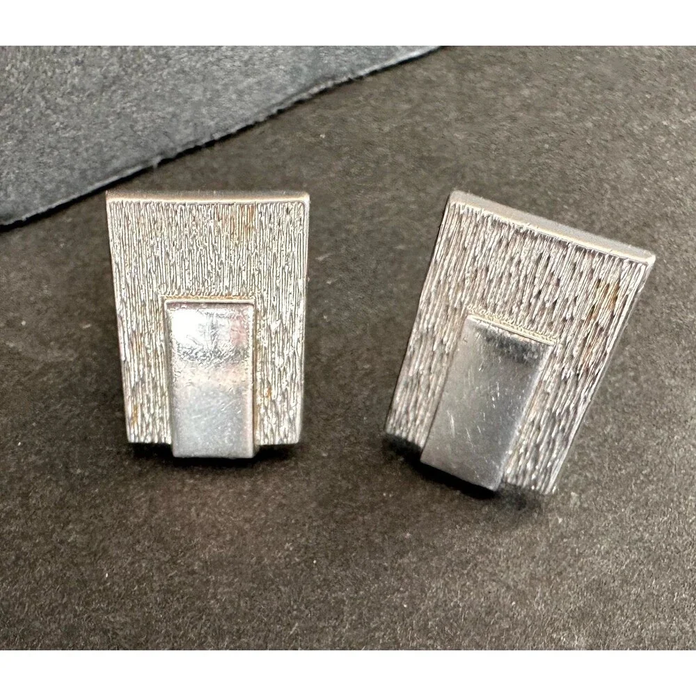Vintage Swank Silver Tone Rectangle Men’s Cufflinks Brushed & Shiny 3/4” x 1/2”